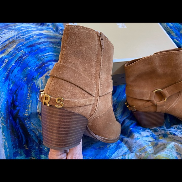 Michael Kors - new in box, never worn - Picture 4 of 14